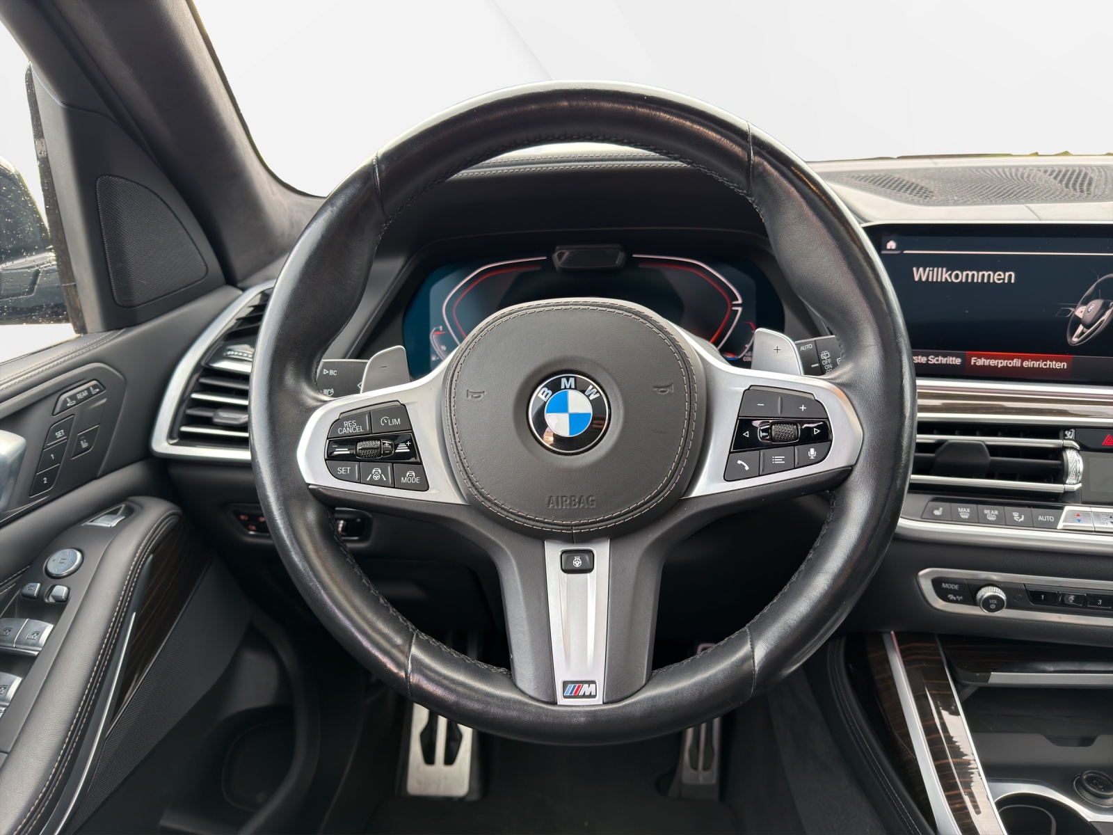 BMW X7 xDrive 48V 40i Steptronic-image-13