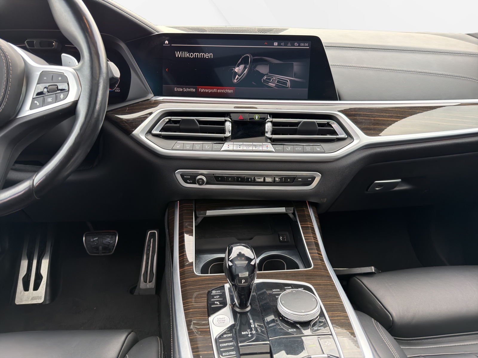 BMW X7 xDrive 48V 40i Steptronic-image-16