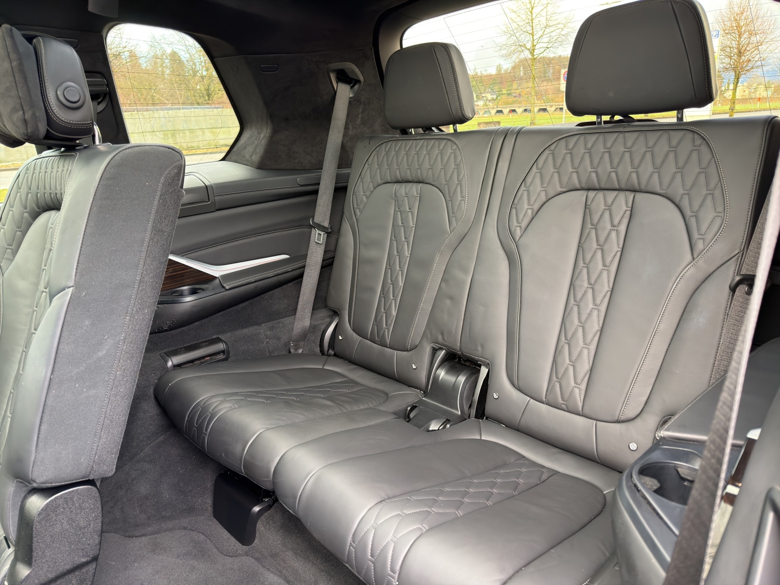 BMW X7 xDrive 48V 40i Steptronic-image-19
