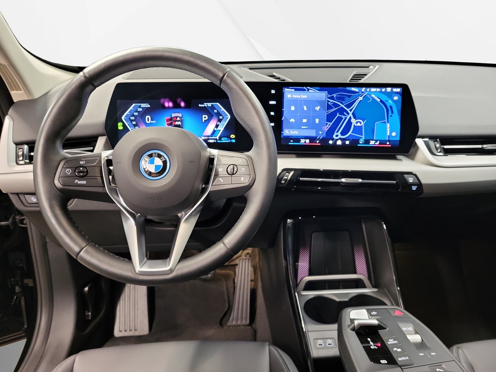 BMW X1 xDrive 25e-image-11