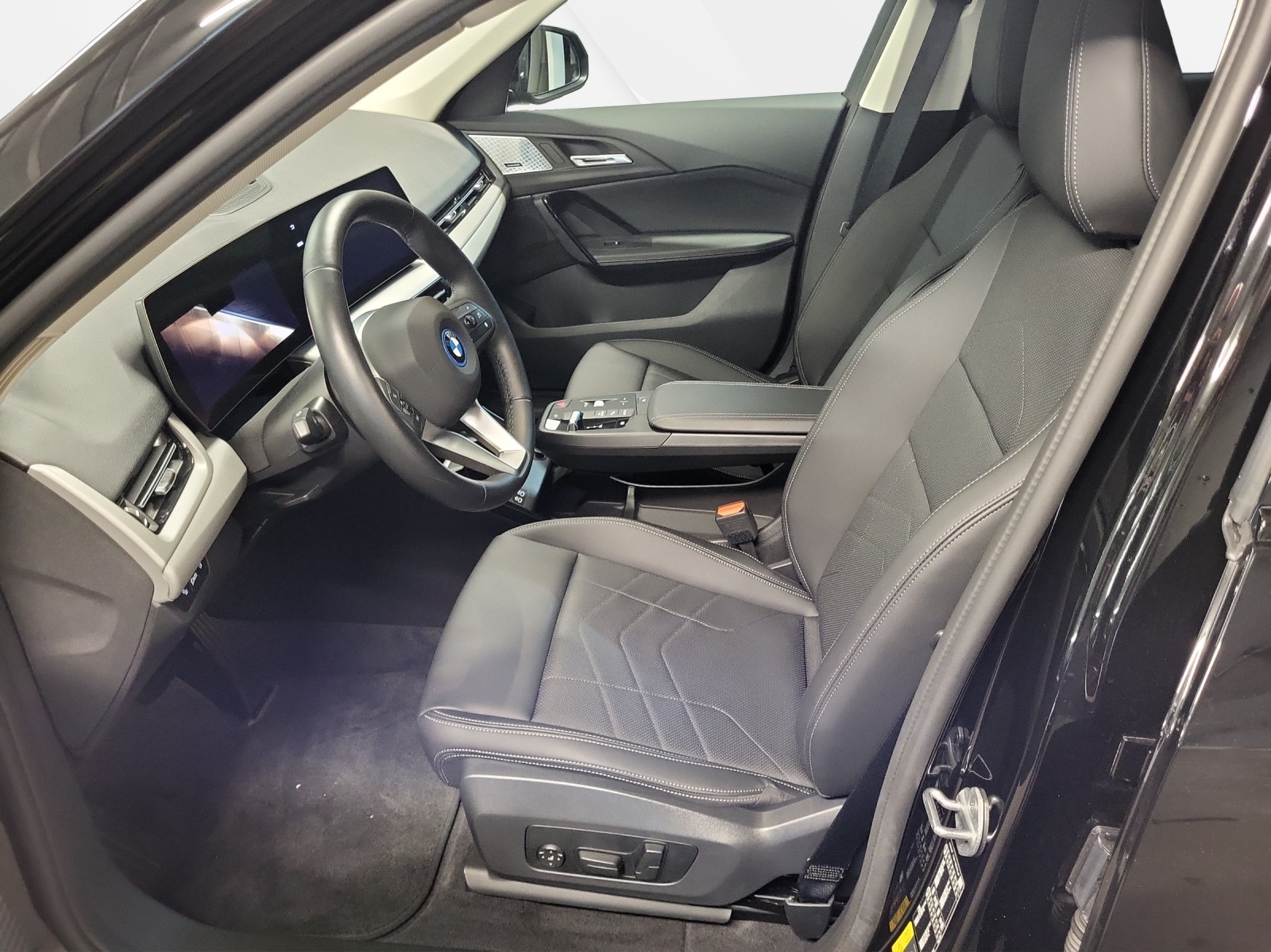 BMW X1 xDrive 25e-image-9