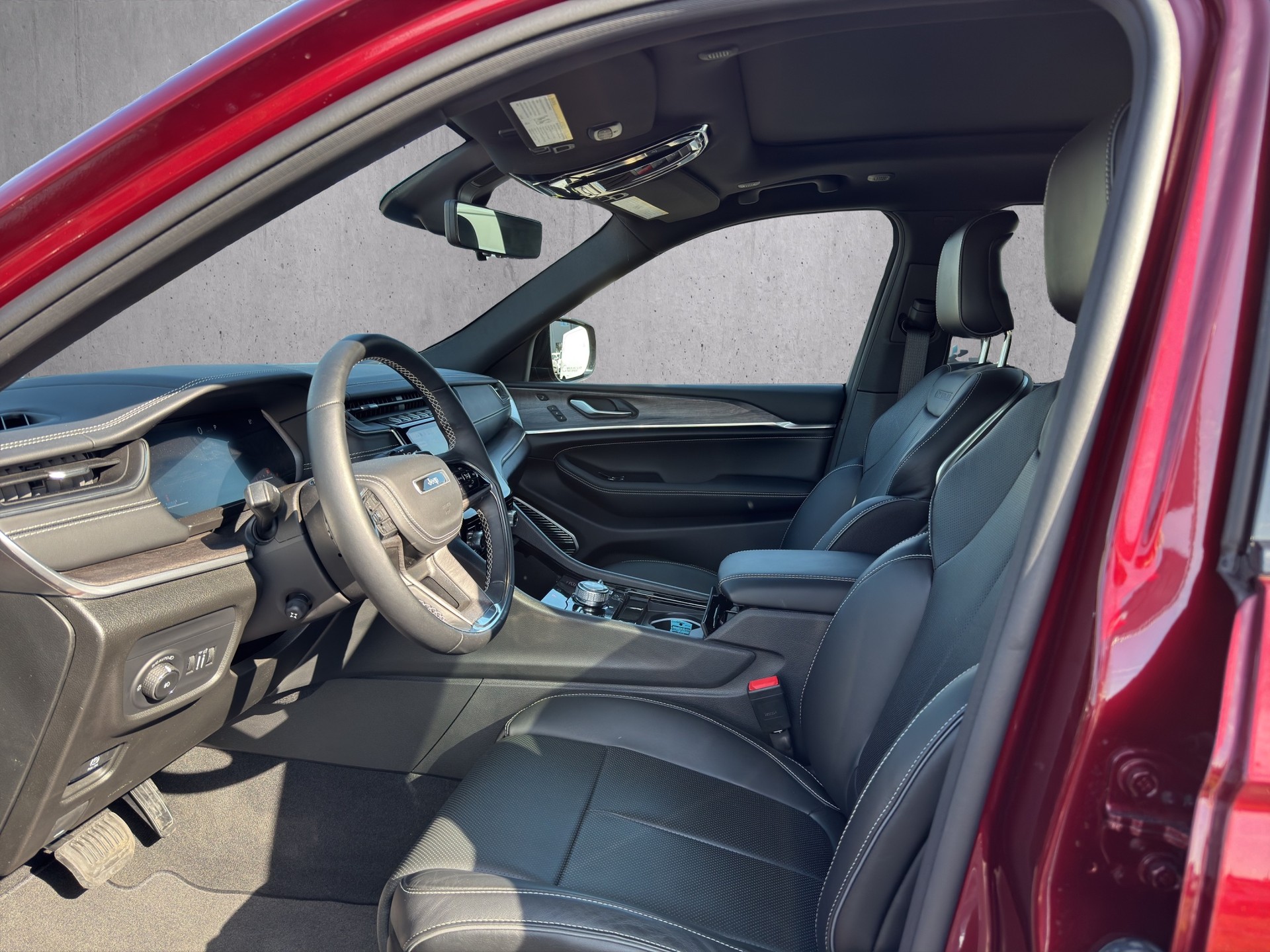 JEEP Grand Cherokee 5.7 364cv V8 Overlan-image-6
