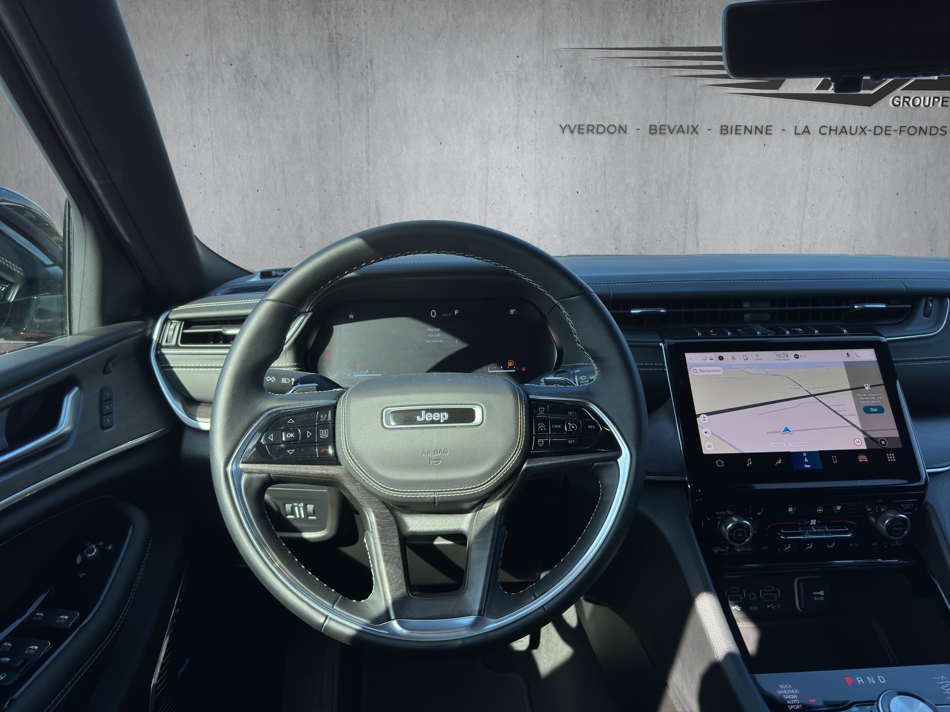JEEP Grand Cherokee 5.7 364cv V8 Overlan-image-7