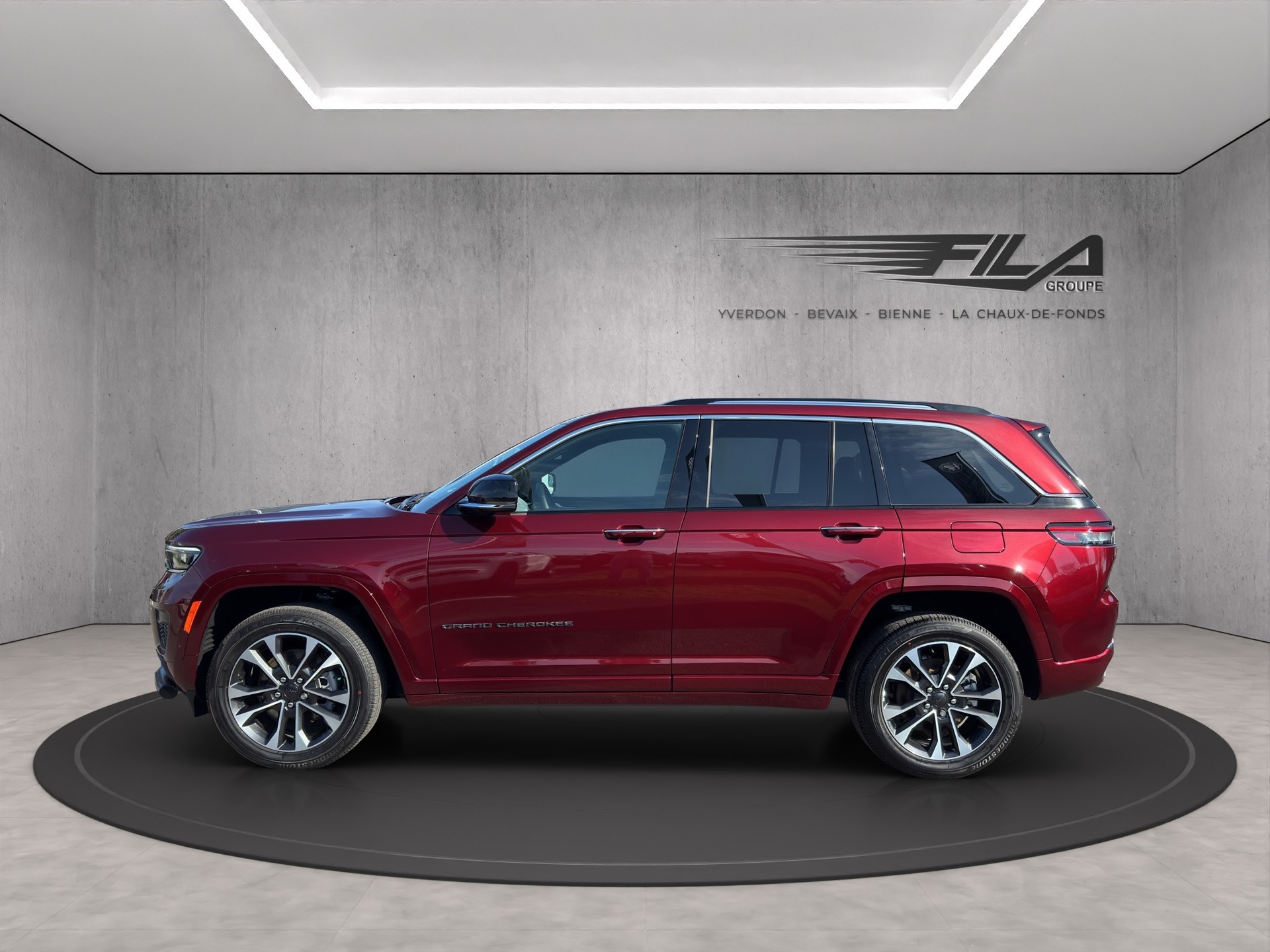 JEEP Grand Cherokee 5.7 364cv V8 Overlan-image-2