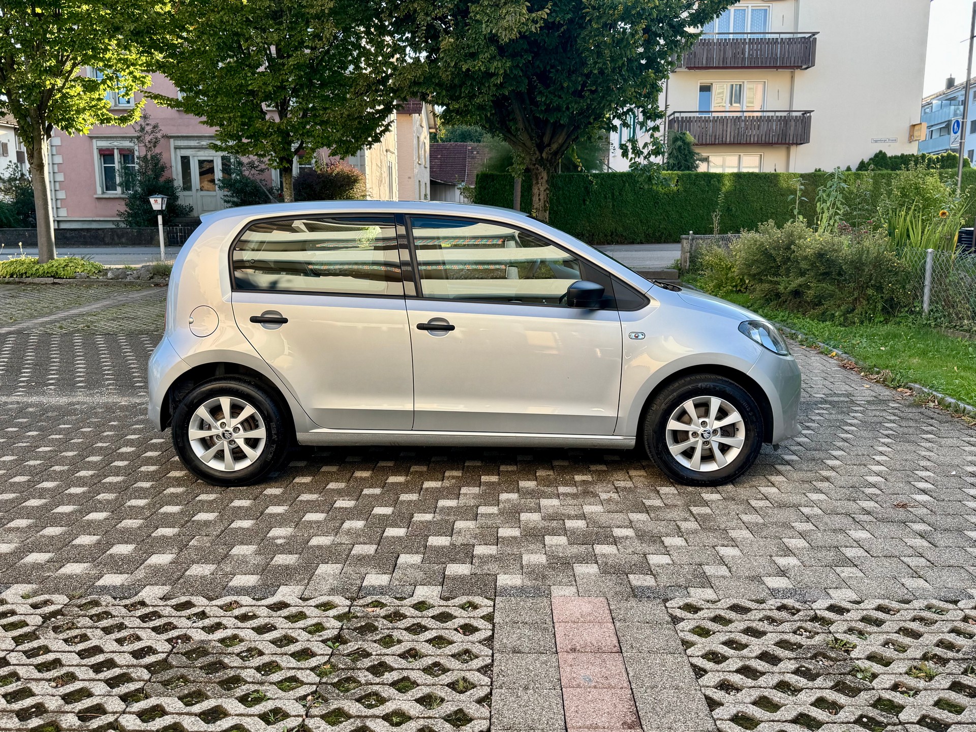 SKODA Citigo 1.0 Ambition ASG-image-3