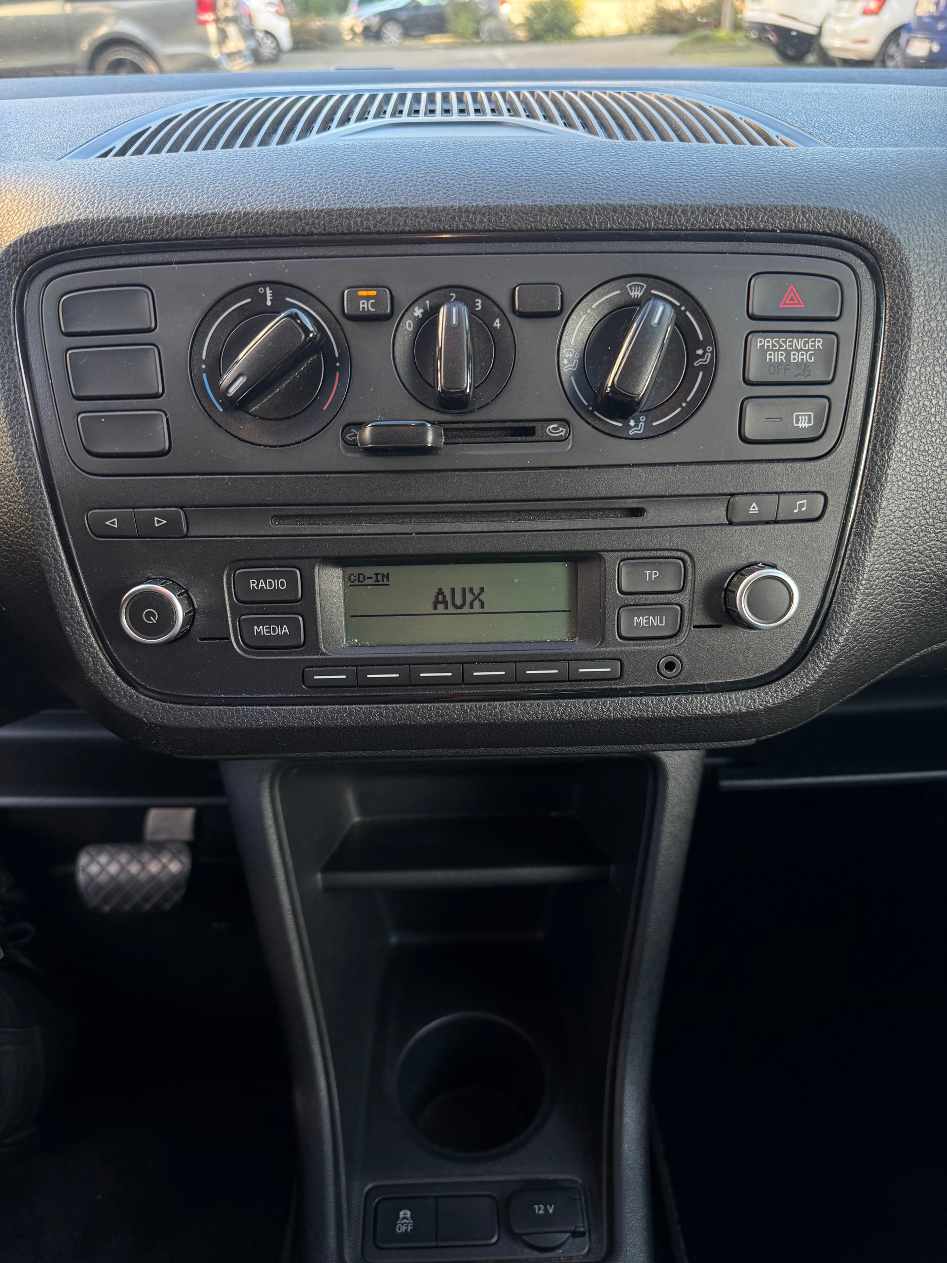 SKODA Citigo 1.0 Ambition ASG-image-10