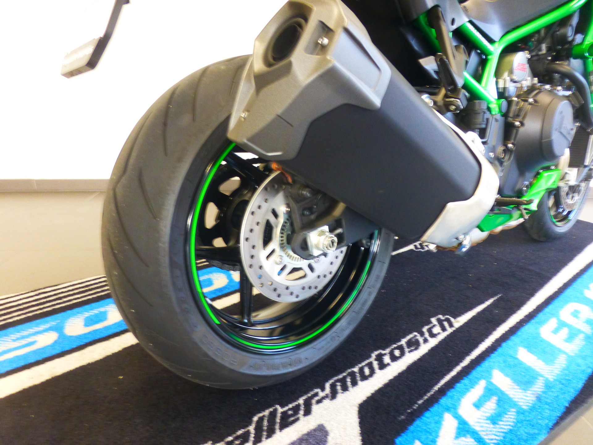 KAWASAKI Z H2 SE-image-13