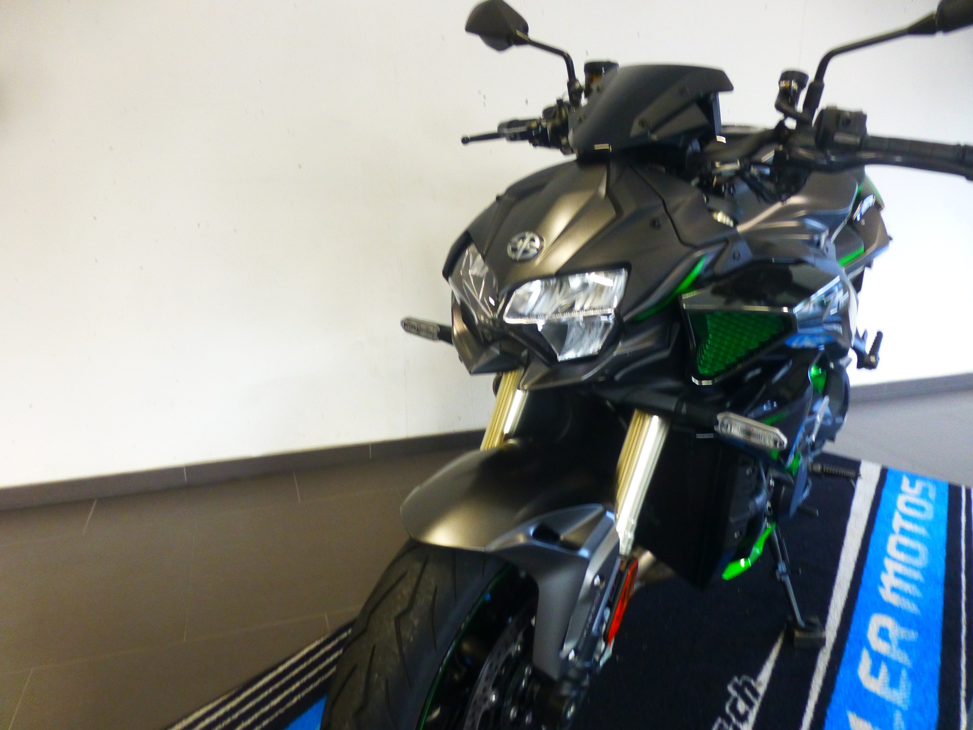 KAWASAKI Z H2 SE-image-8