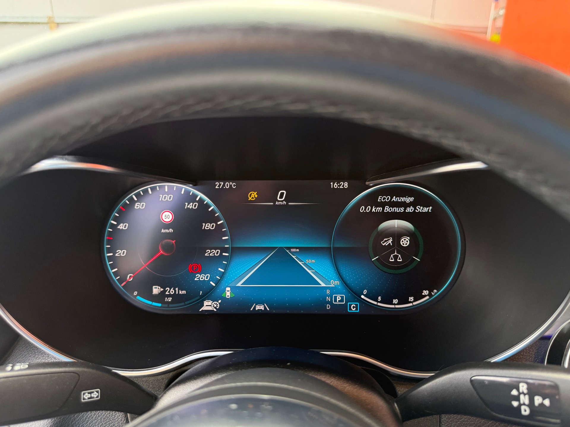 MERCEDES-BENZ GLC Coupé 300 d AMG Line 4Matic 9G-Tronic-image-11