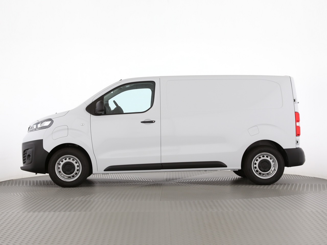 FIAT PRO E-SCUDO 50kWh L2 Swiss Edition-image-3