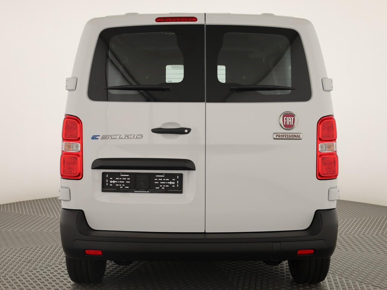 FIAT PRO E-SCUDO 50kWh L2 Swiss Edition-image-5