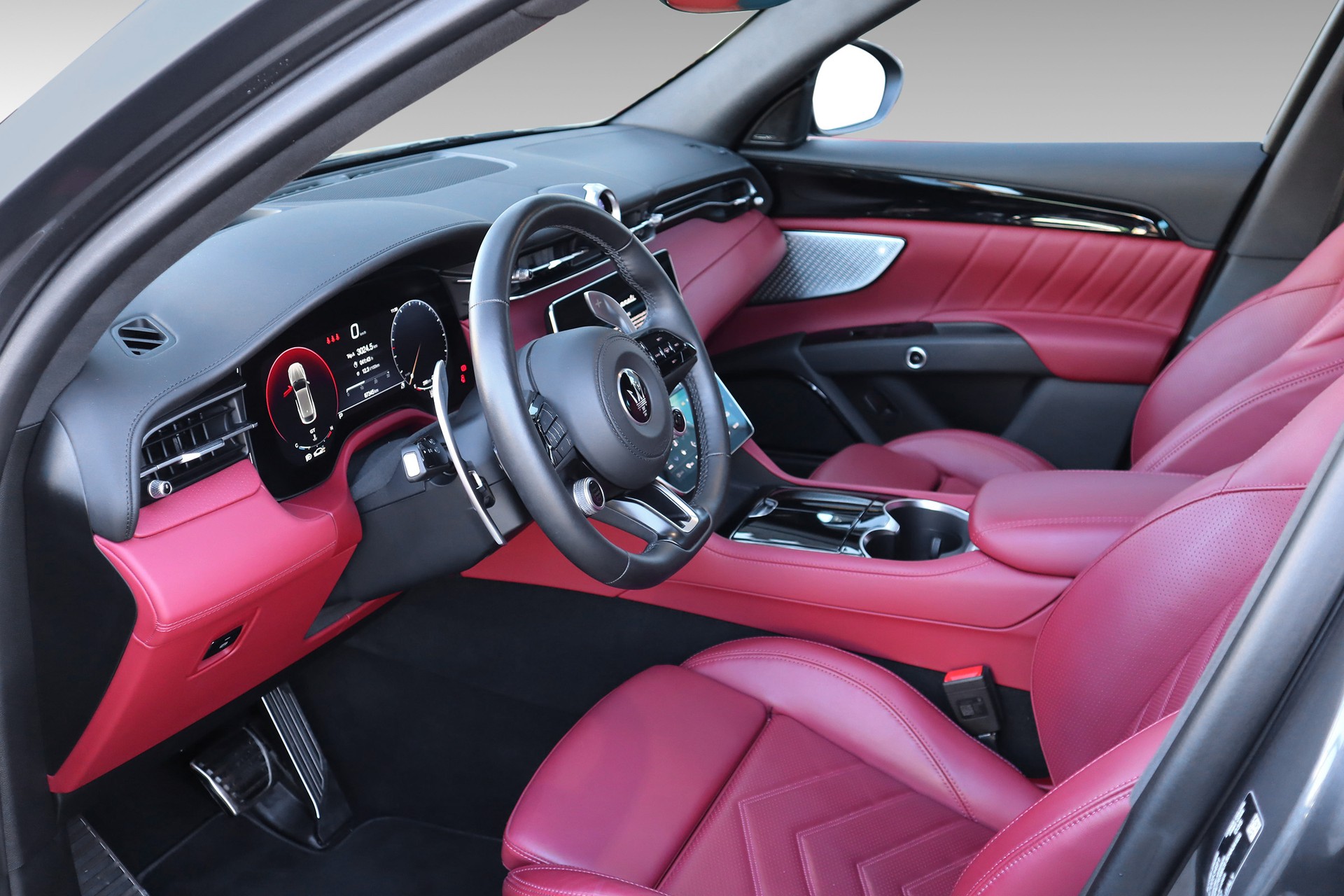 MASERATI Grecale 3.0 Trofeo Automatica-image-9