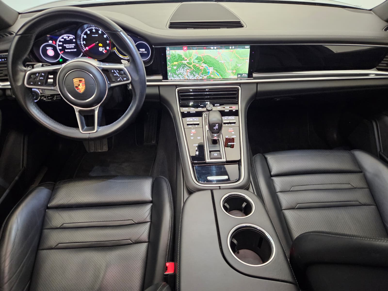PORSCHE Panamera 4 Sport Turismo PDK-image-9