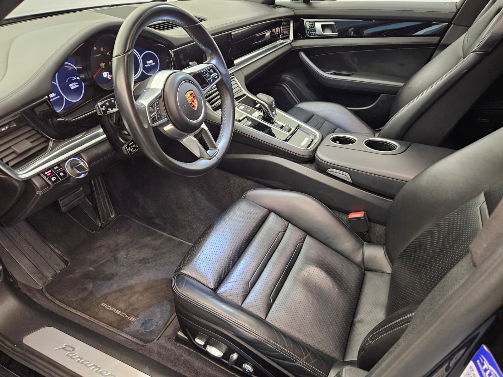 PORSCHE Panamera 4 Sport Turismo PDK-image-10