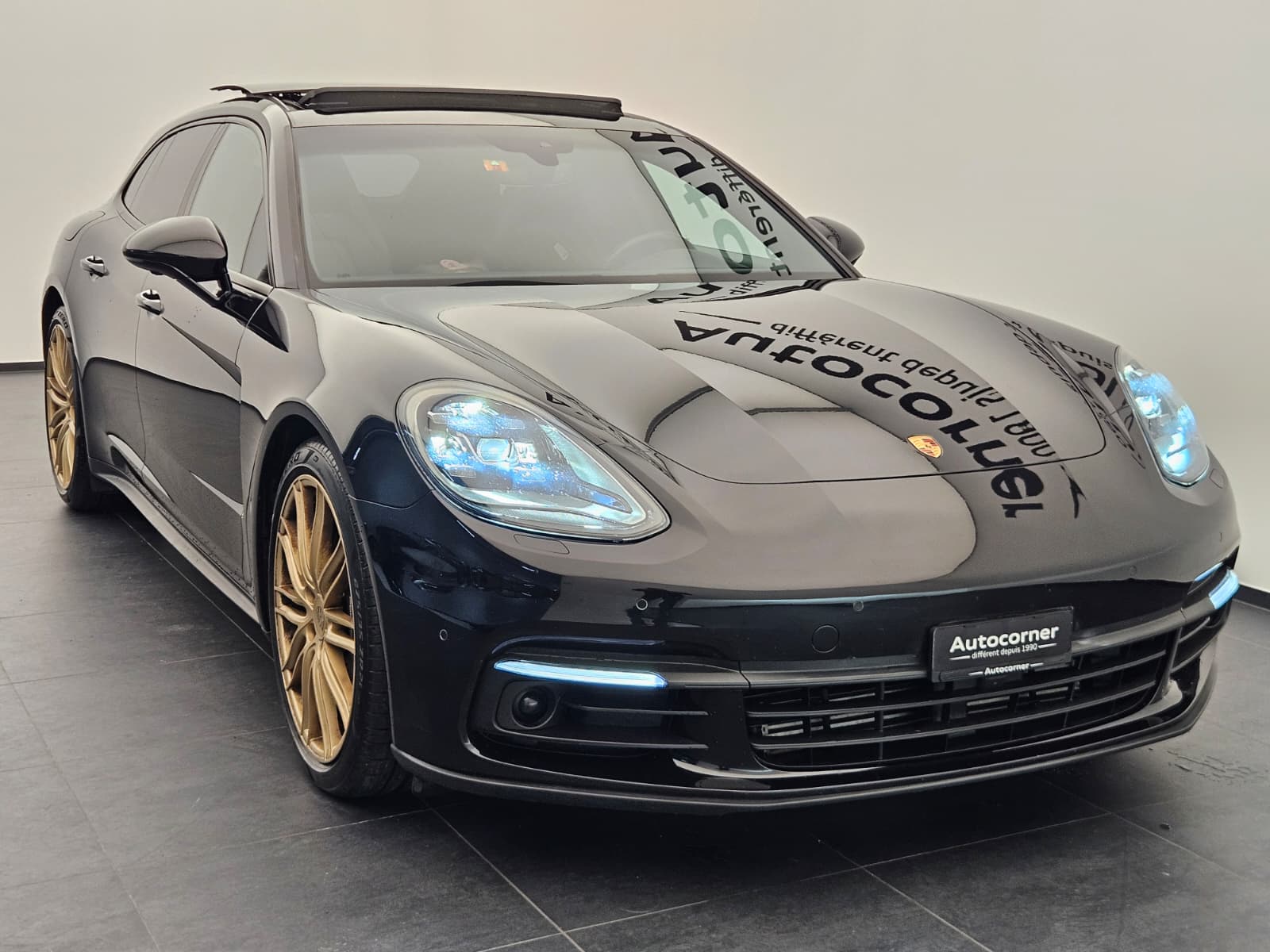 PORSCHE Panamera 4 Sport Turismo PDK-image-4