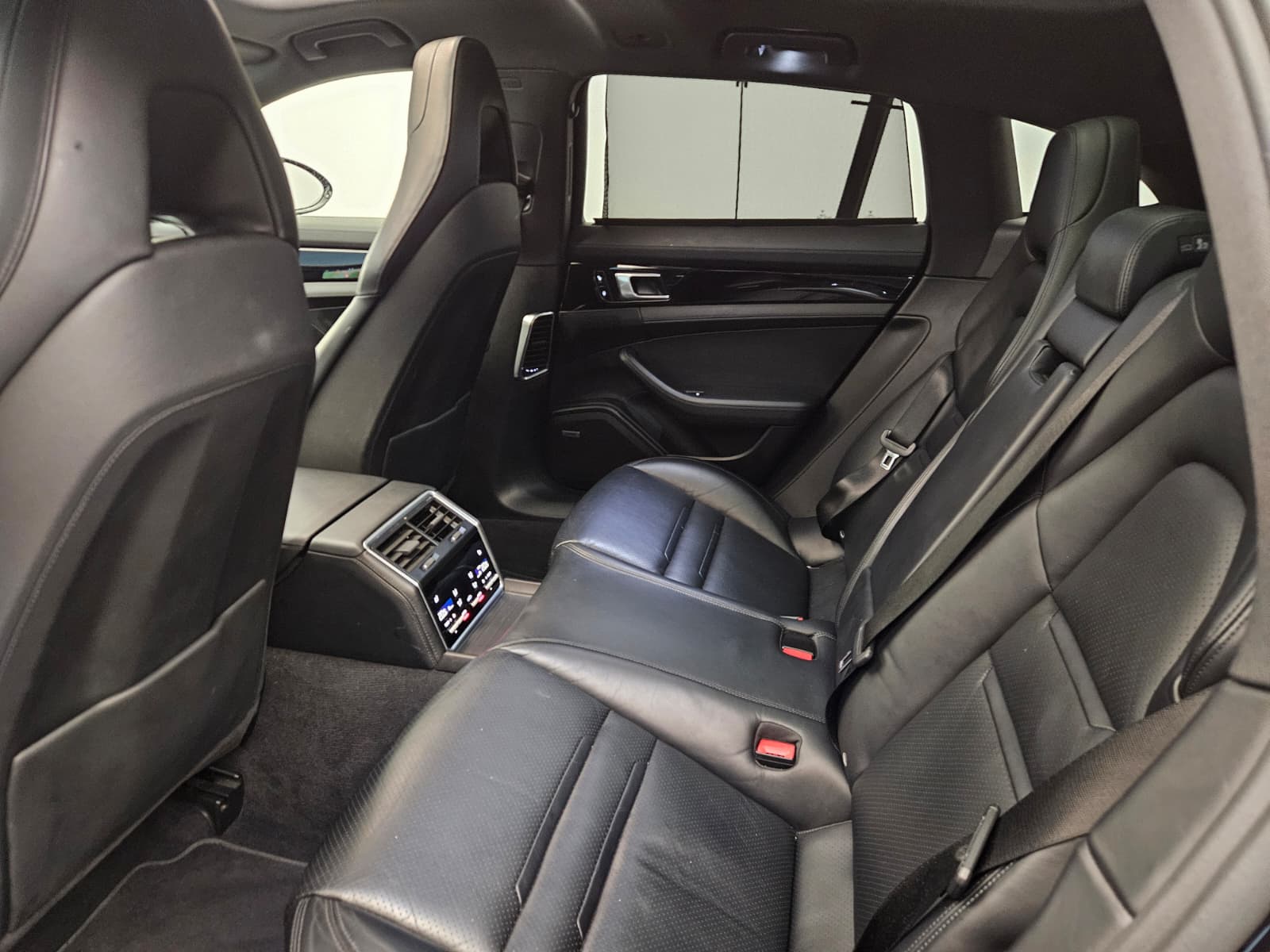 PORSCHE Panamera 4 Sport Turismo PDK-image-12