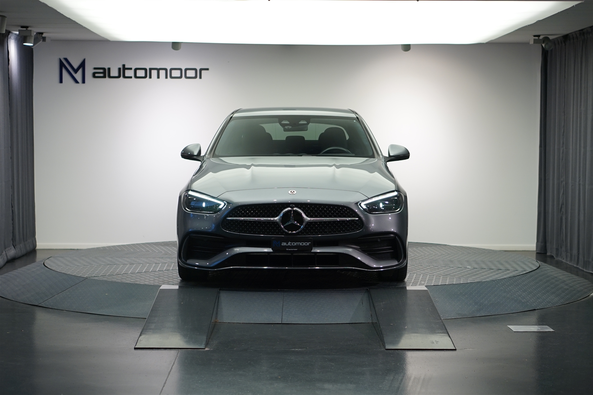 MERCEDES-BENZ C 200 4Matic AMG Line *CH-Fahrzeug* *Assistenzpaket* *Keyless*-showroom-element-1