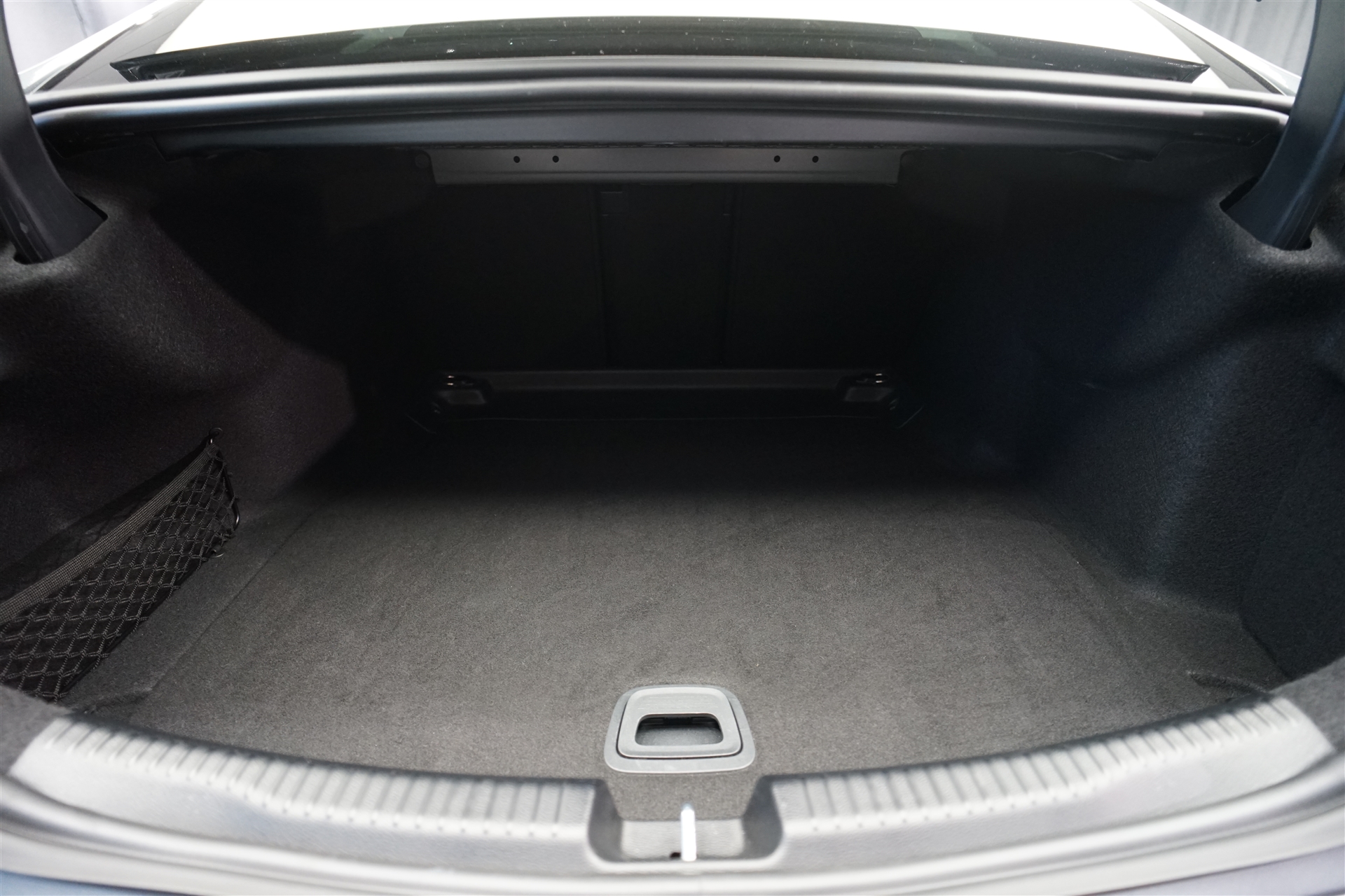 MERCEDES-BENZ C 200 4Matic AMG Line *CH-Fahrzeug* *Assistenzpaket* *Keyless*-image-17