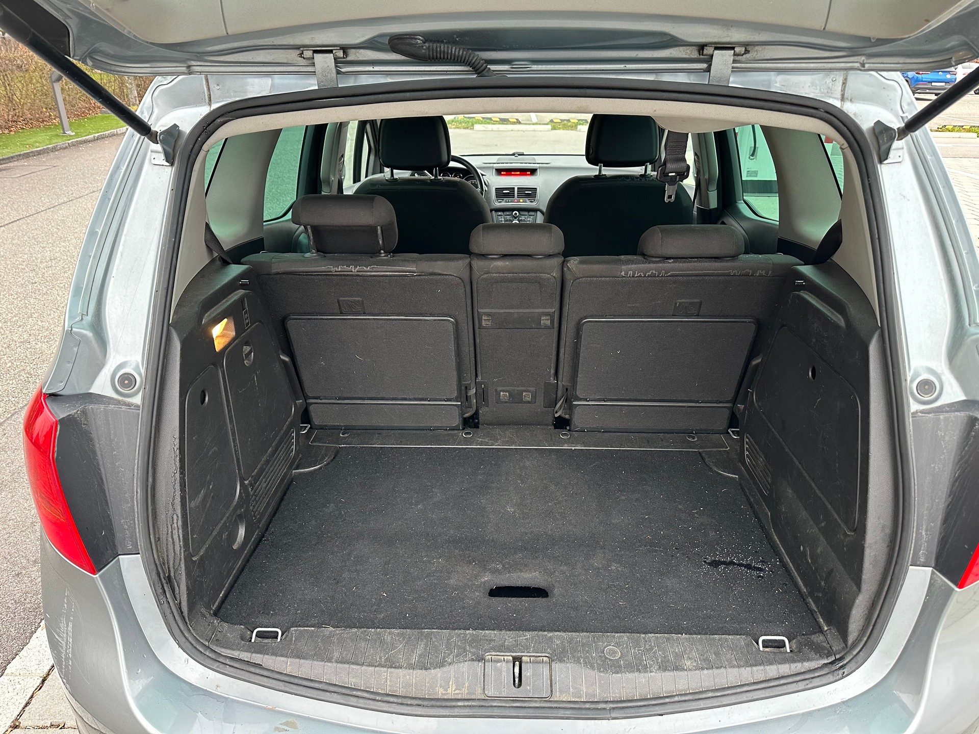 OPEL Meriva 1.4 Turbo Cosmo-image-7