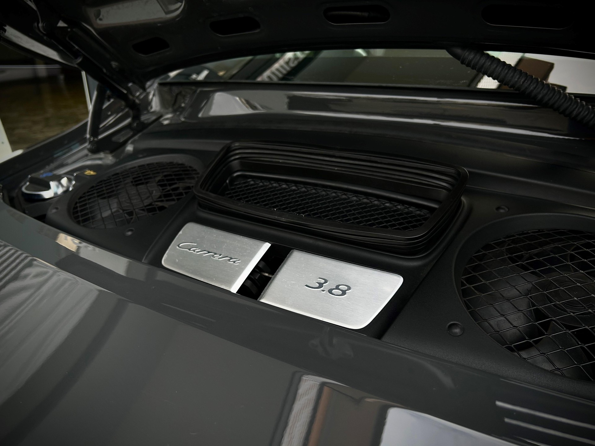 PORSCHE 911 Coupé 3.8 Carrera S 50 Jahre 911 PDK-image-7