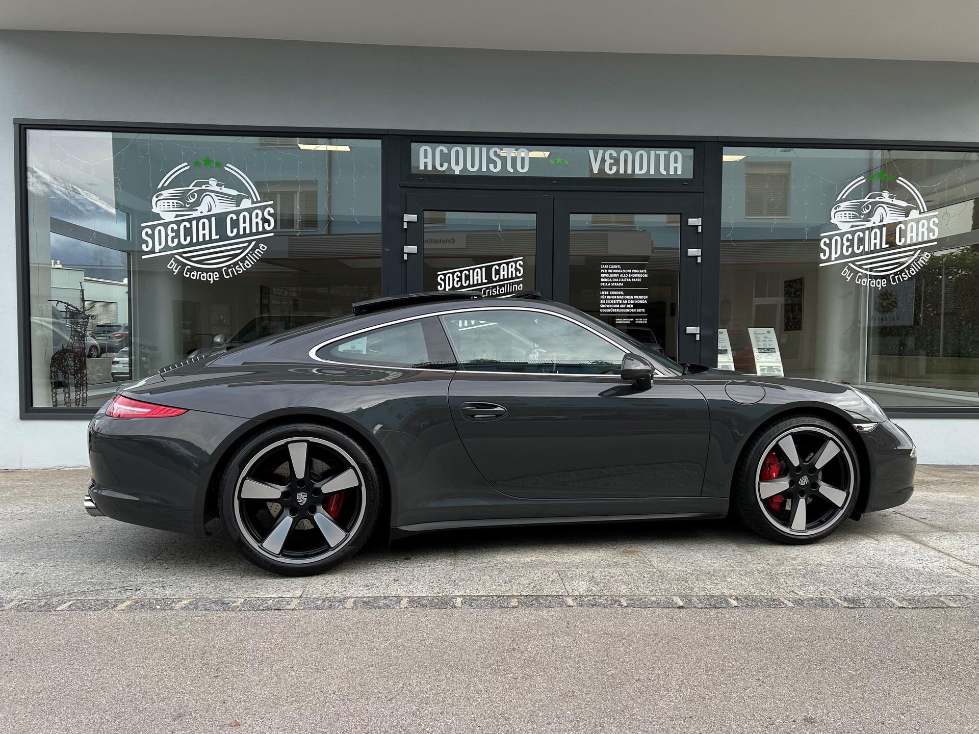 PORSCHE 911 Coupé 3.8 Carrera S 50 Jahre 911 PDK-image-4