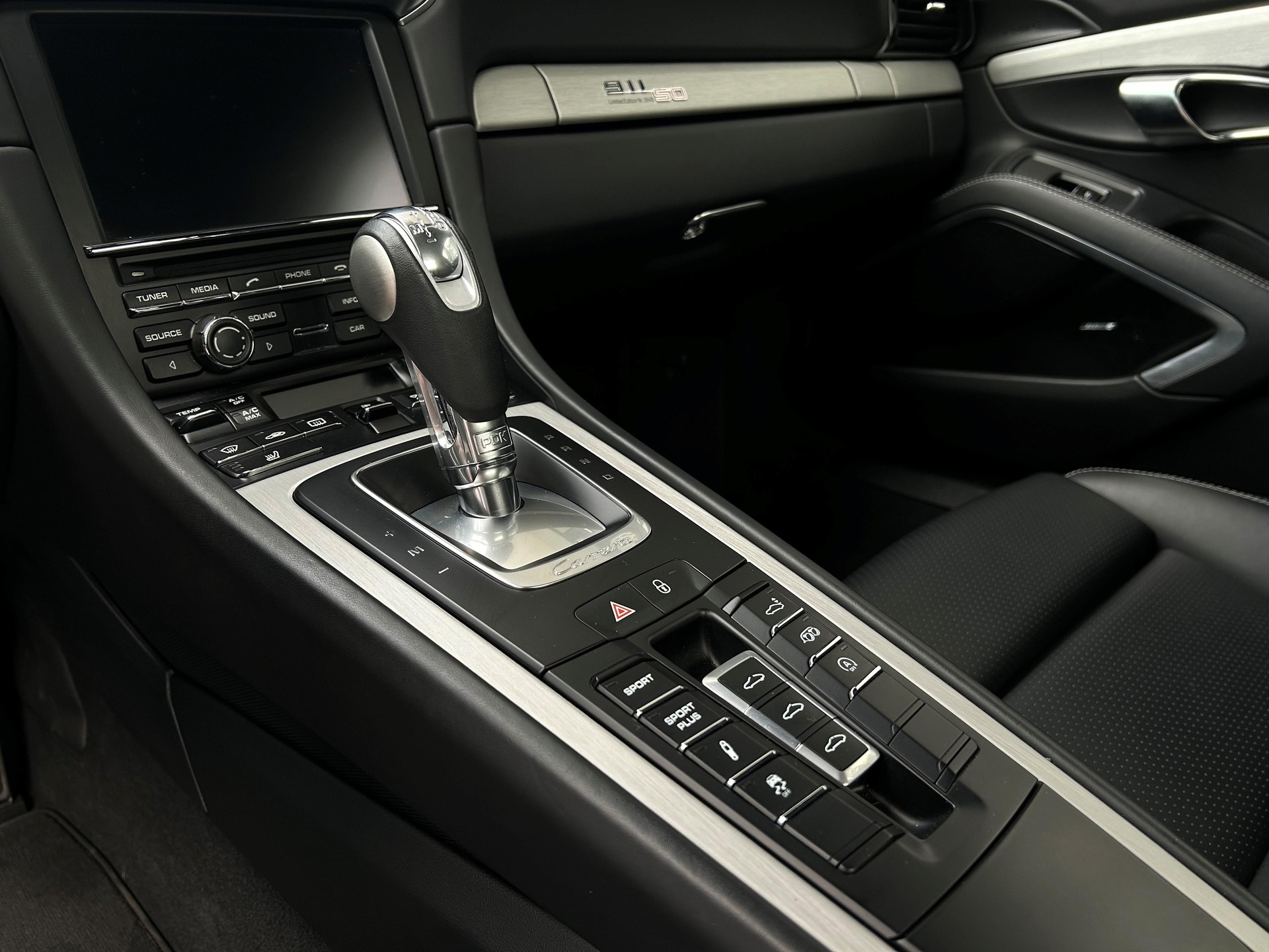 PORSCHE 911 Coupé 3.8 Carrera S 50 Jahre 911 PDK-image-13