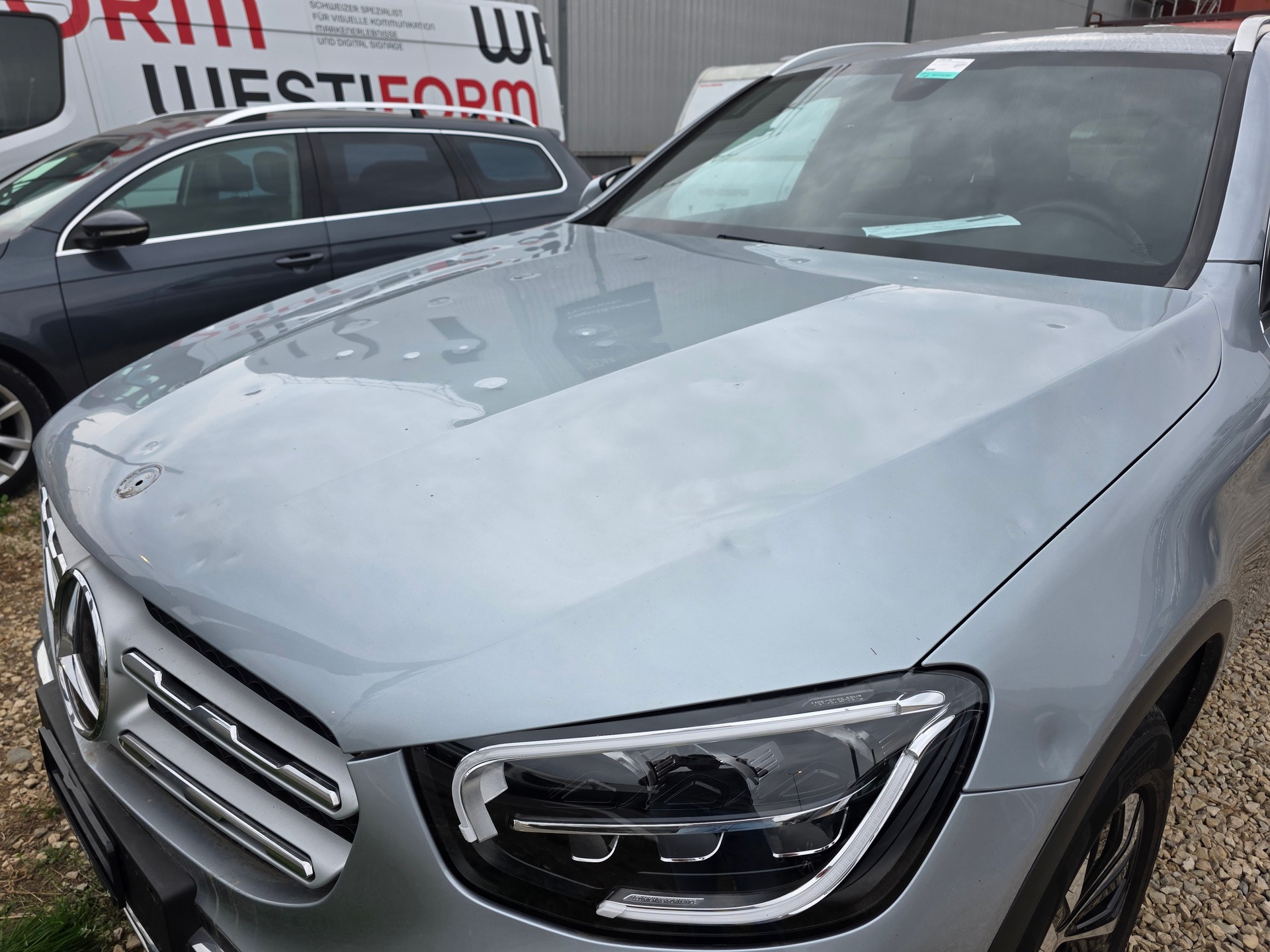 MERCEDES-BENZ GLC 300 e 4Matic 9G-Tronic-image-18