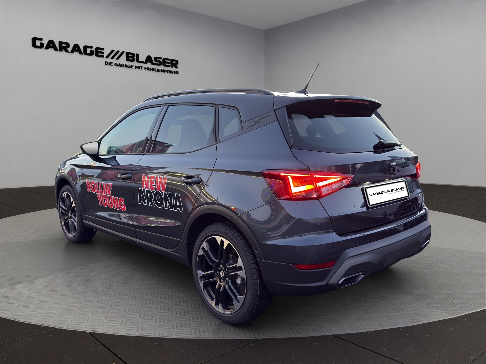 SEAT Arona 1.5 Eco TSI Move FR DSG-image-2