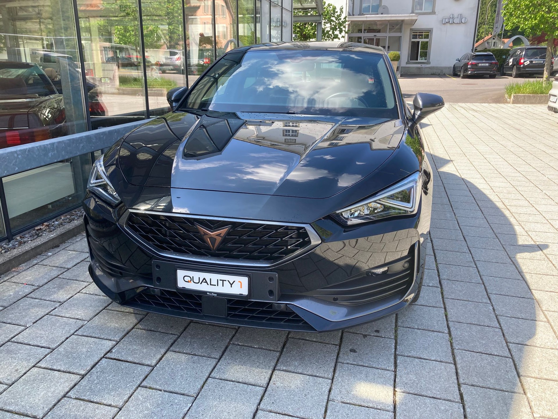 CUPRA LEON 1.5 TSI DSG-showroom-element-1