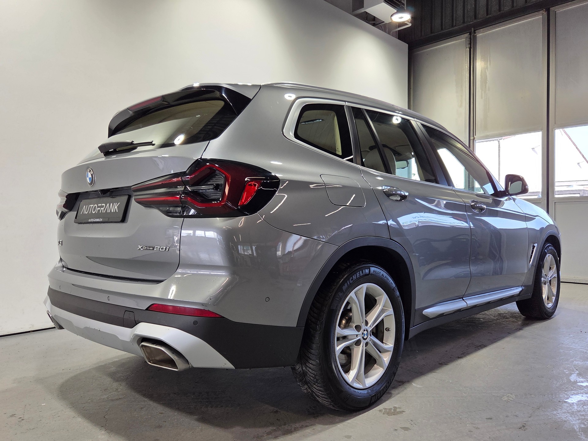 BMW X3 20i xDrive-image-2
