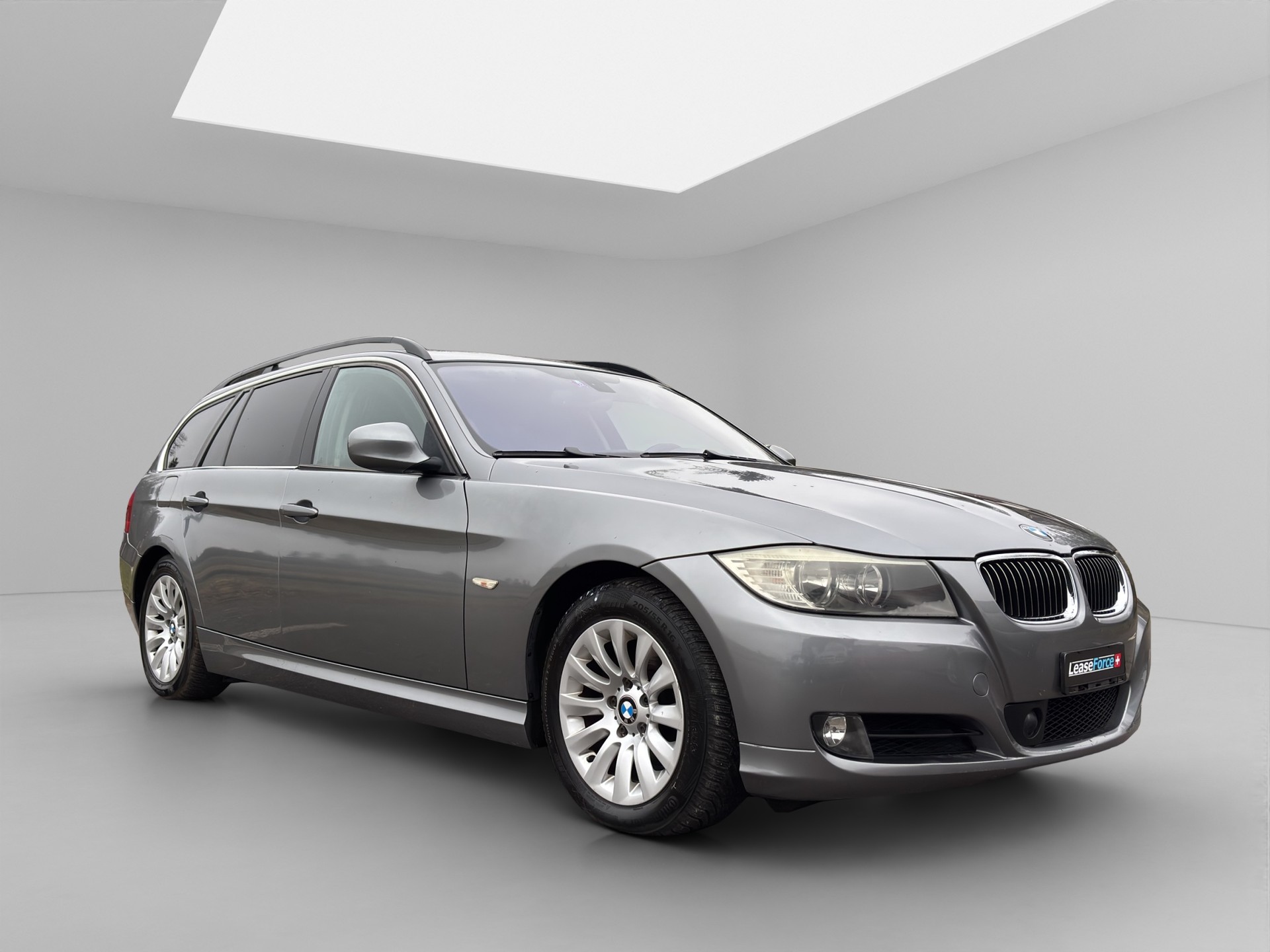 BMW 325i Touring Steptronic-image-6