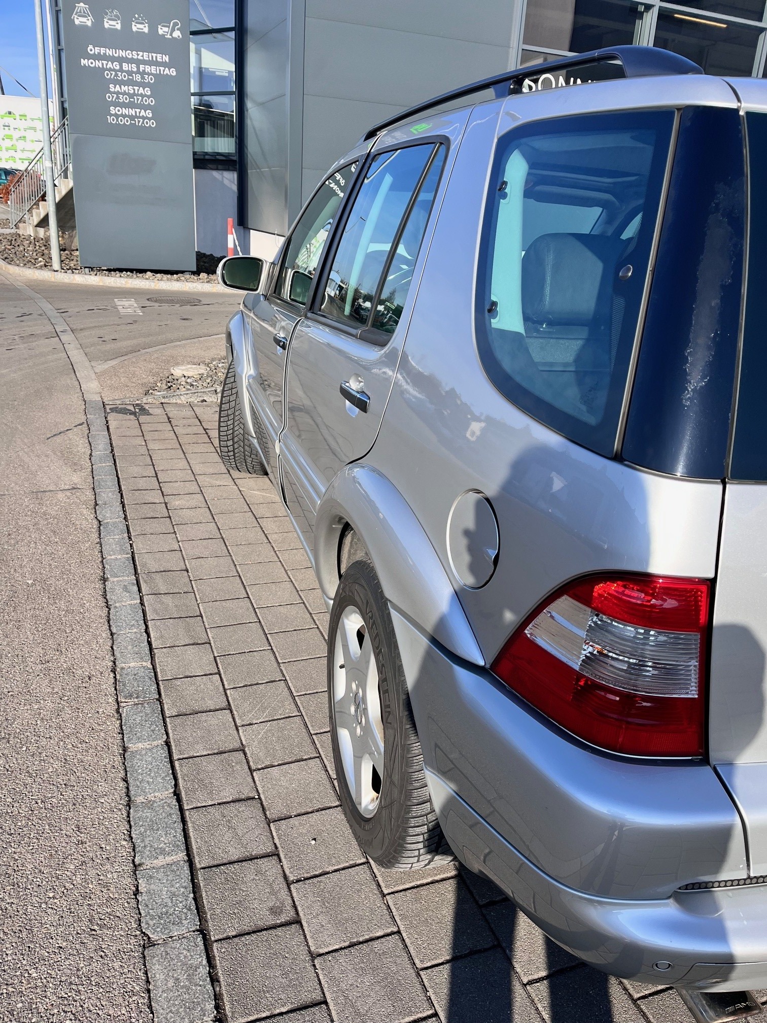 MERCEDES-BENZ ML 55 AMG Automatic-image-1