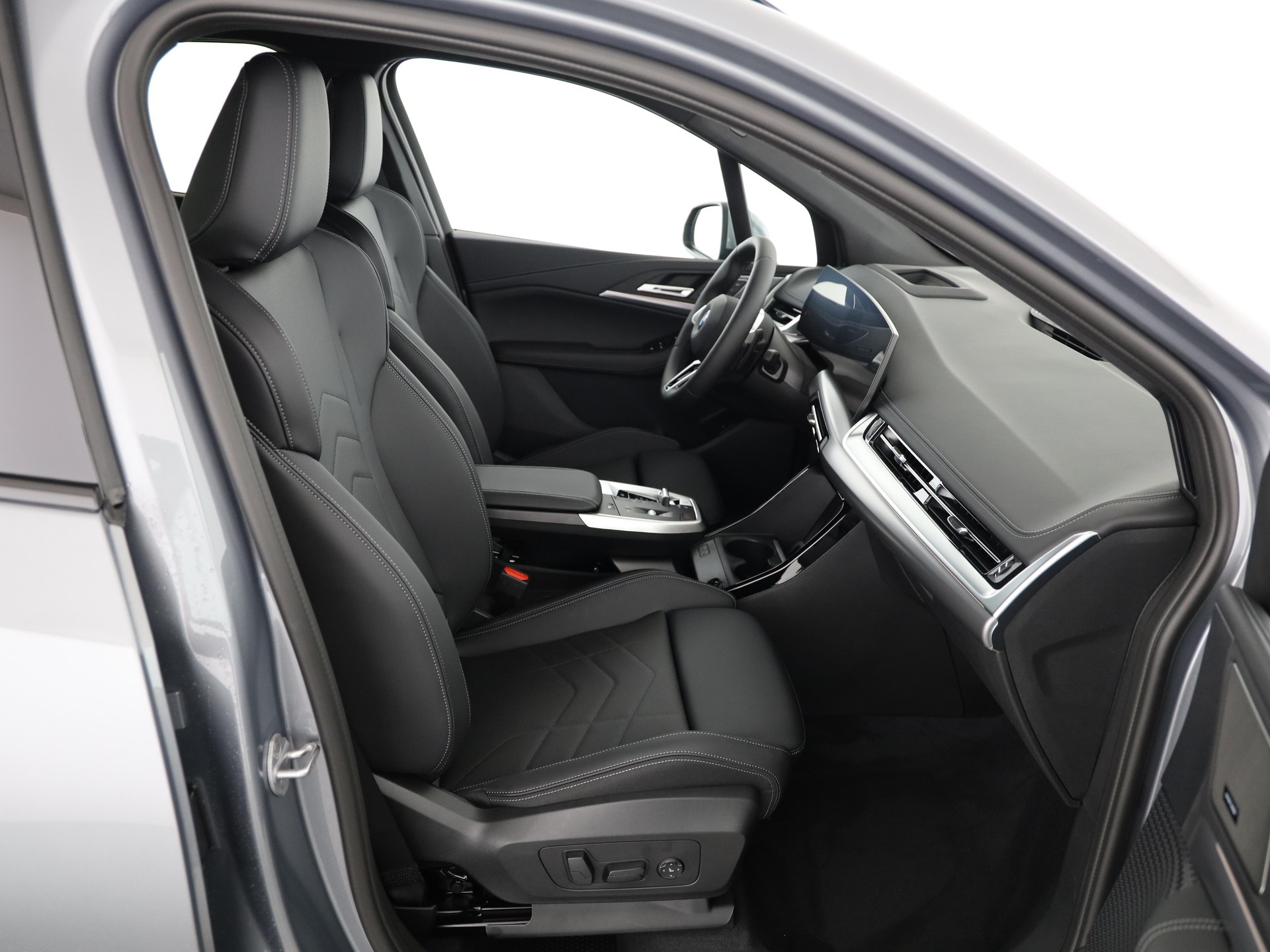 BMW 223d xDrive SDKG Active Tourer-image-15
