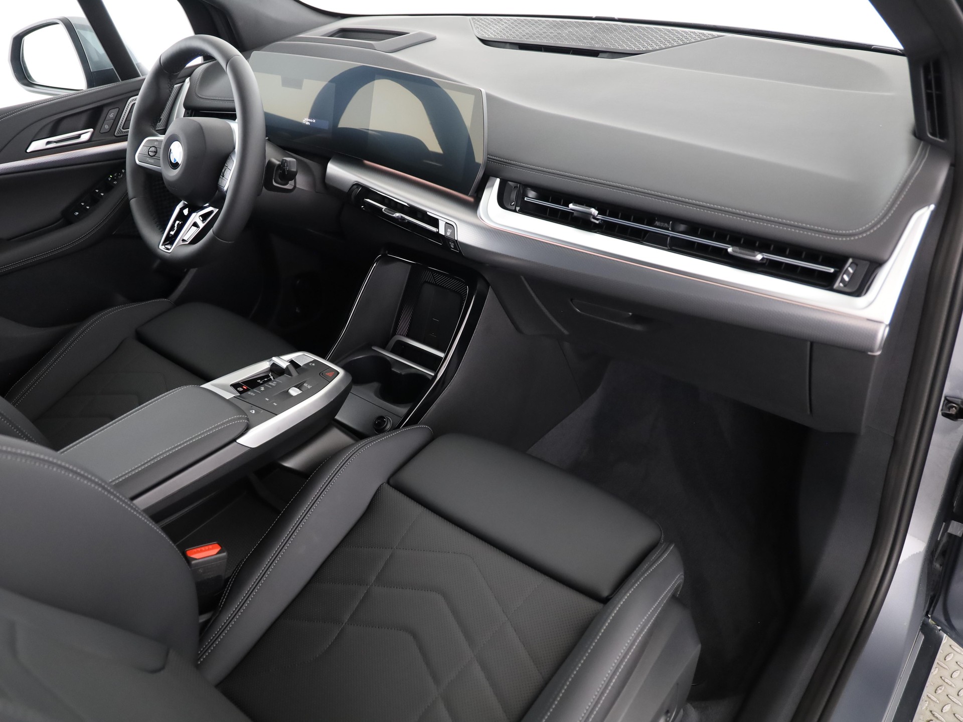 BMW 223d xDrive SDKG Active Tourer-image-14
