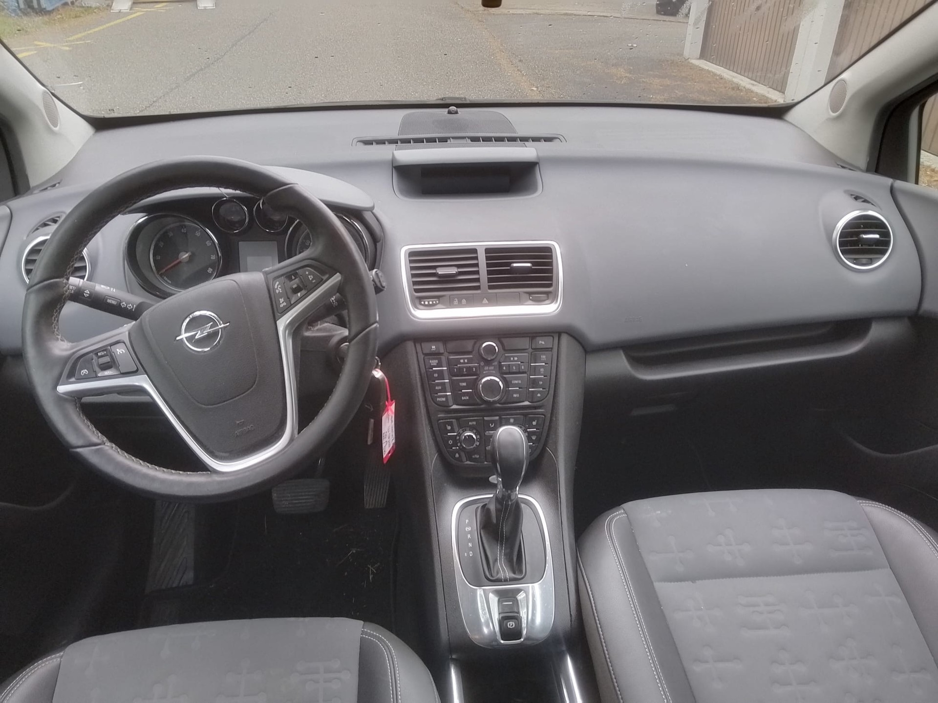 OPEL Meriva 1.4 Turbo Active Edition Automatic-image-10