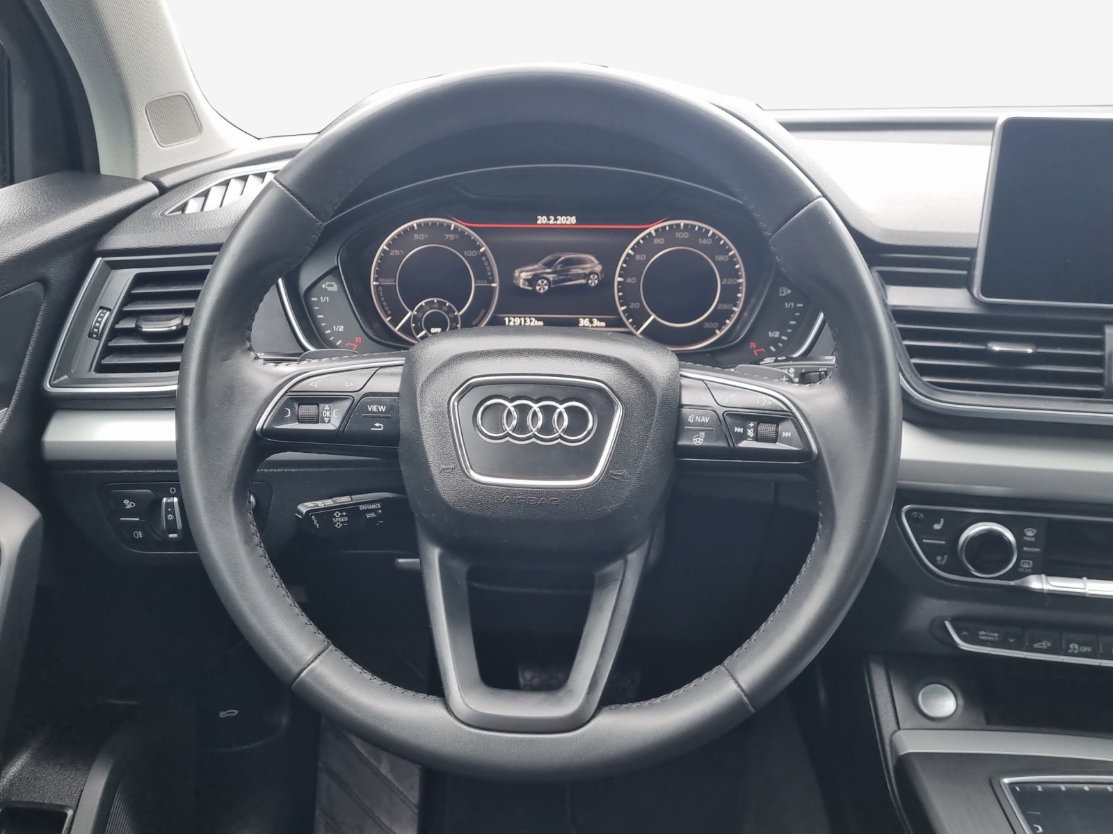 AUDI Q5 55 TFSI e sport quattro-image-9