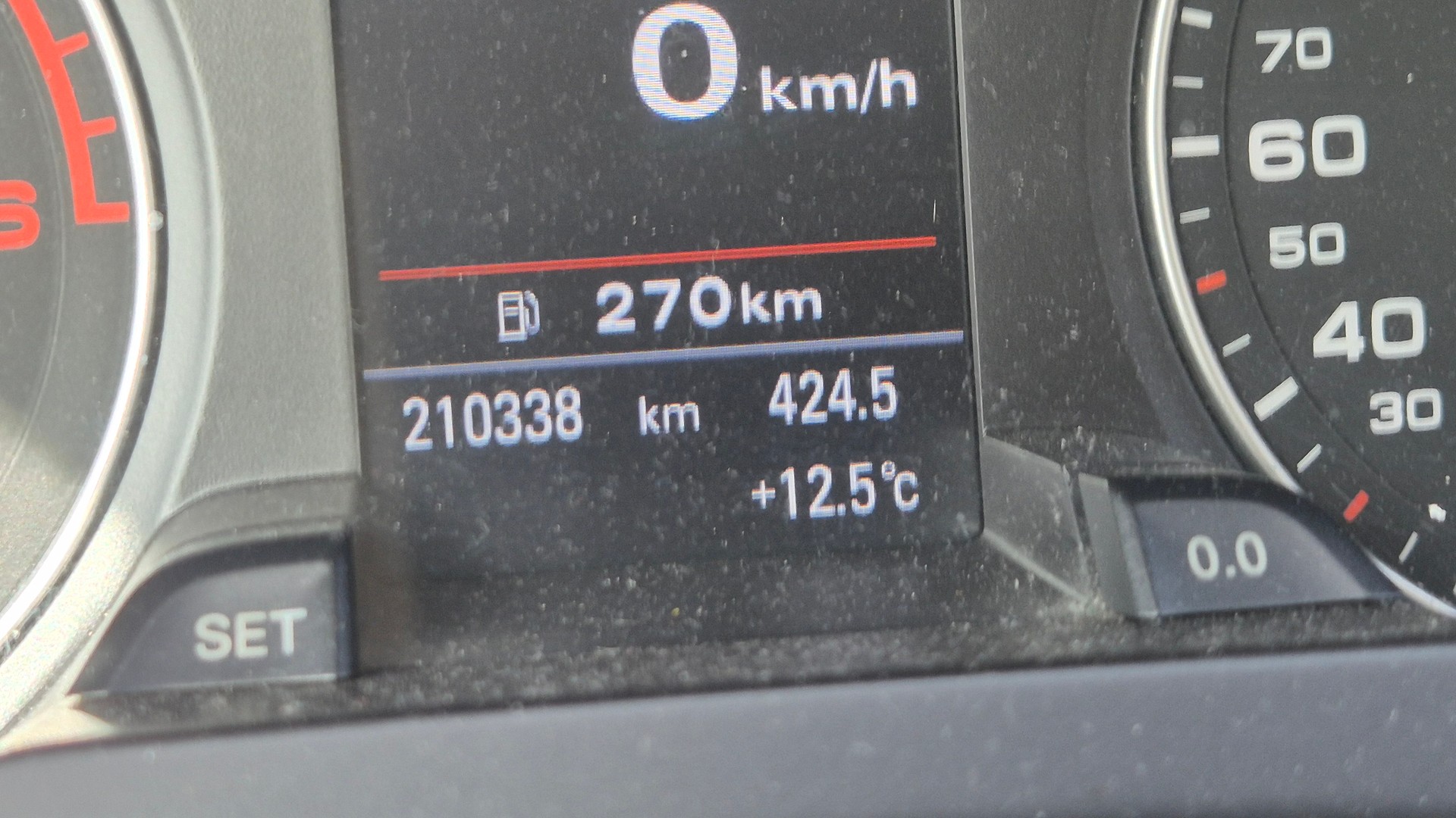AUDI A4 Avant 2.0 TDI Start-image-12