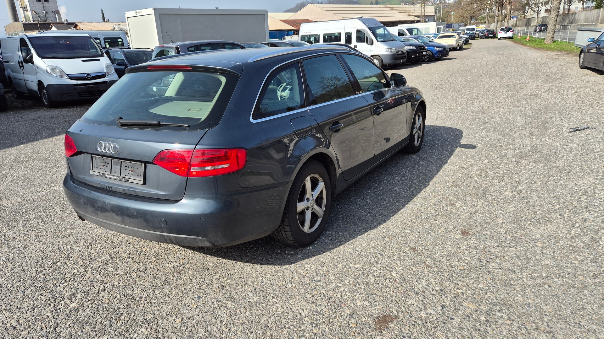 AUDI A4 Avant 2.0 TDI Start-image-4