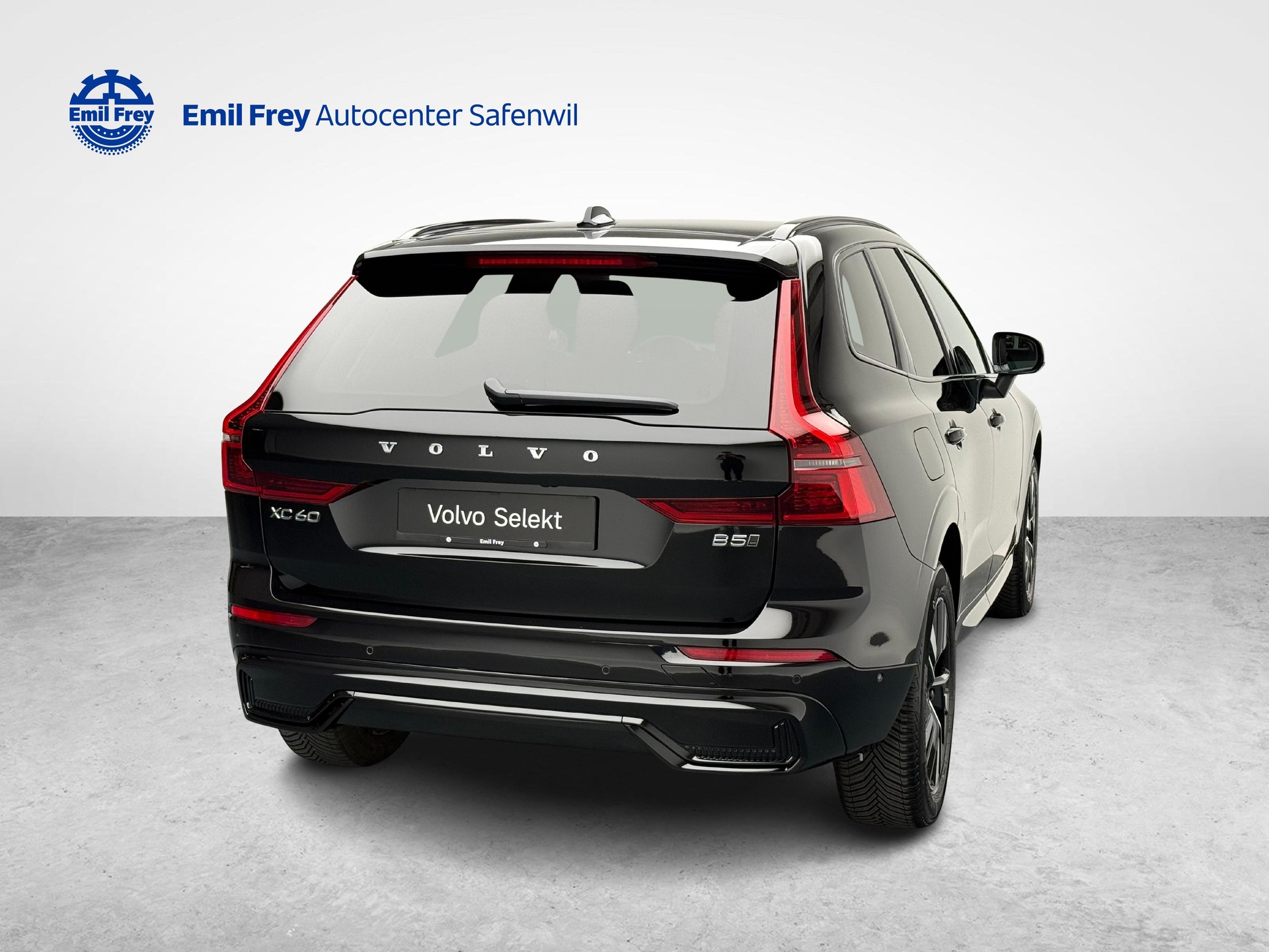 VOLVO XC60 2.0 B5 MH Plus Dark AWD-image-4
