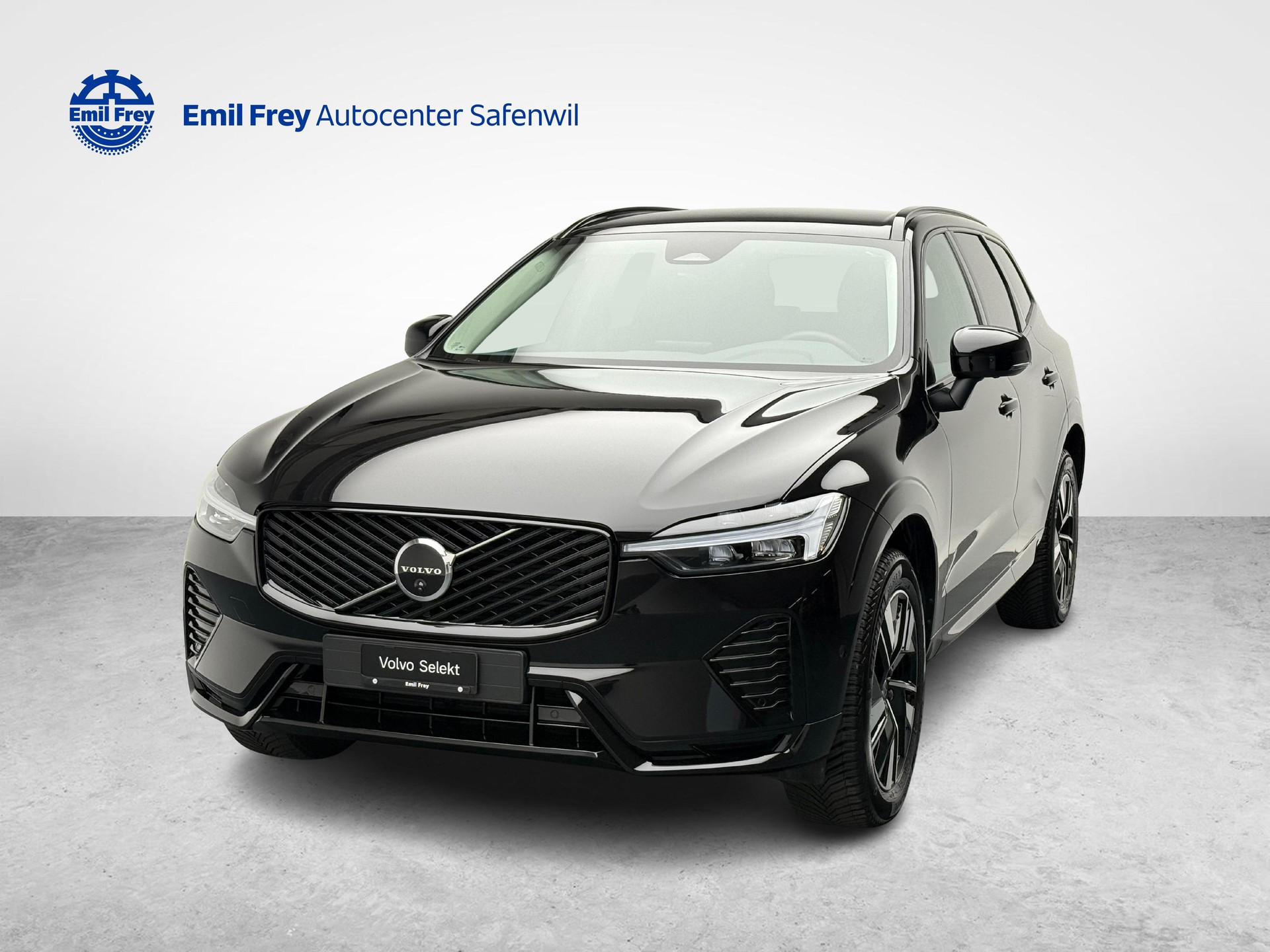 VOLVO XC60 2.0 B5 MH Plus Dark AWD-image-0