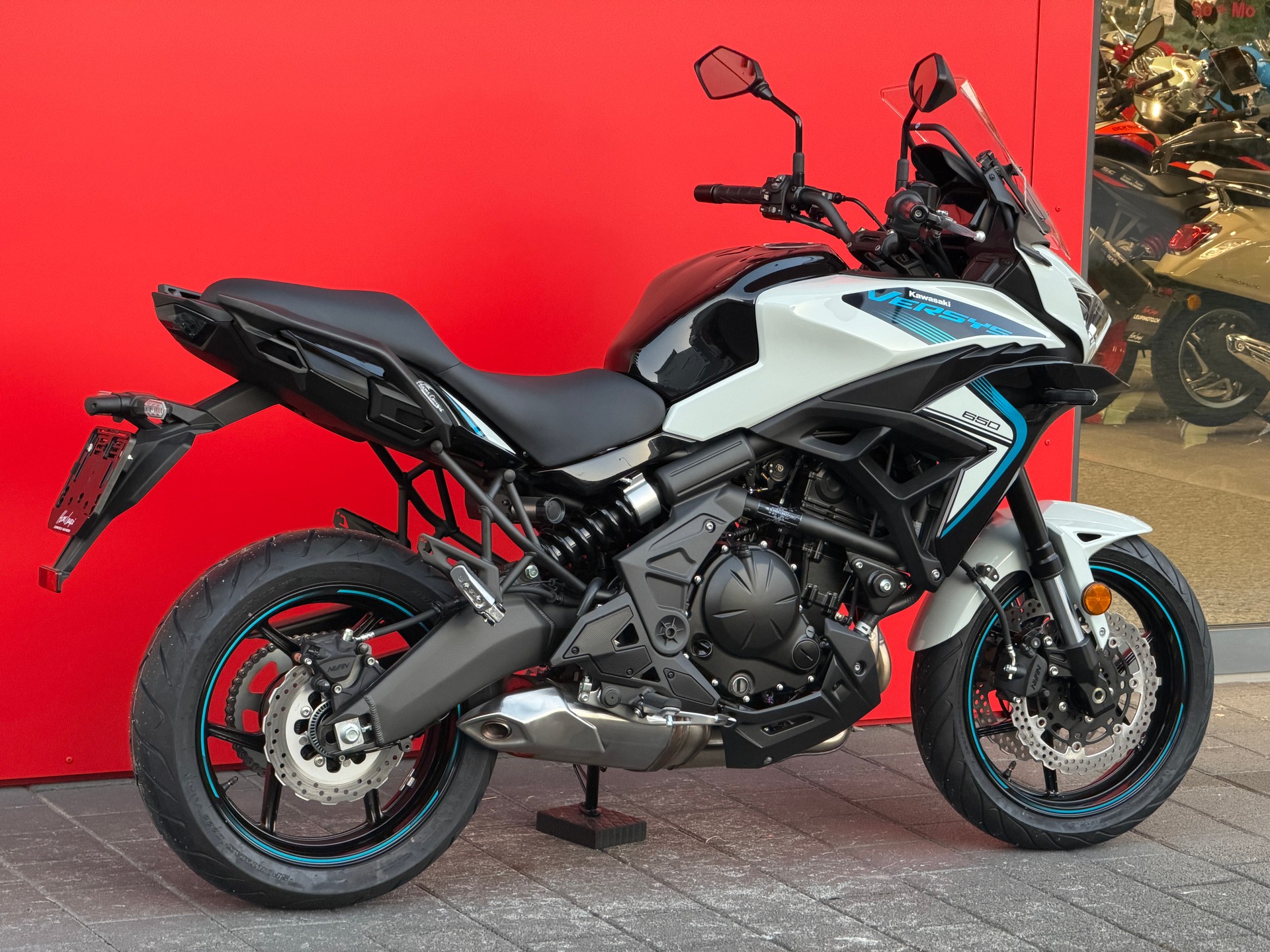 KAWASAKI Versys 650 (35kW)-image-4