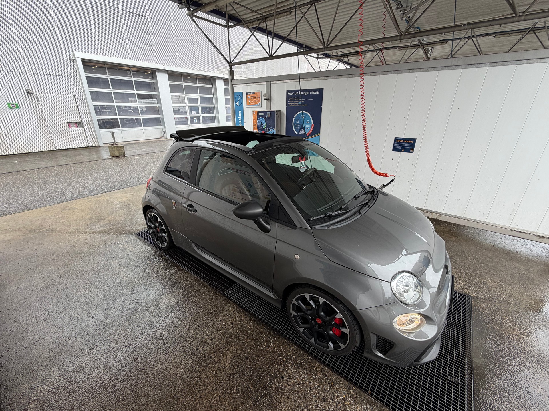FIAT 595C 1.4 16V Turbo Abarth Competizione Dualogic-image-4