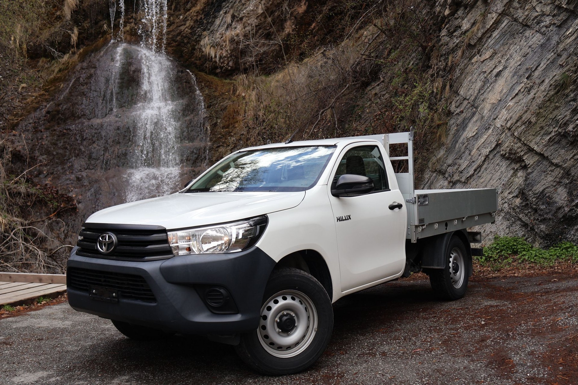 TOYOTA Hilux 2.4D-4D Comfort Single Cab 4x4
