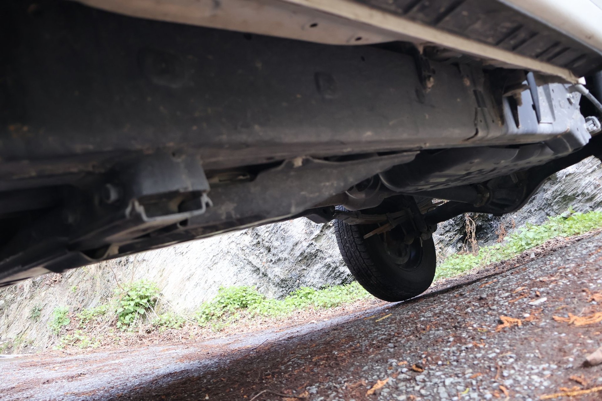 TOYOTA Hilux 2.4D-4D Comfort Single Cab 4x4-image-12
