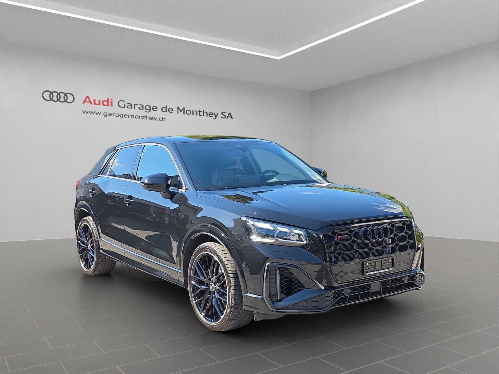 AUDI SQ2 TFSI quattro S-tronic-image-2