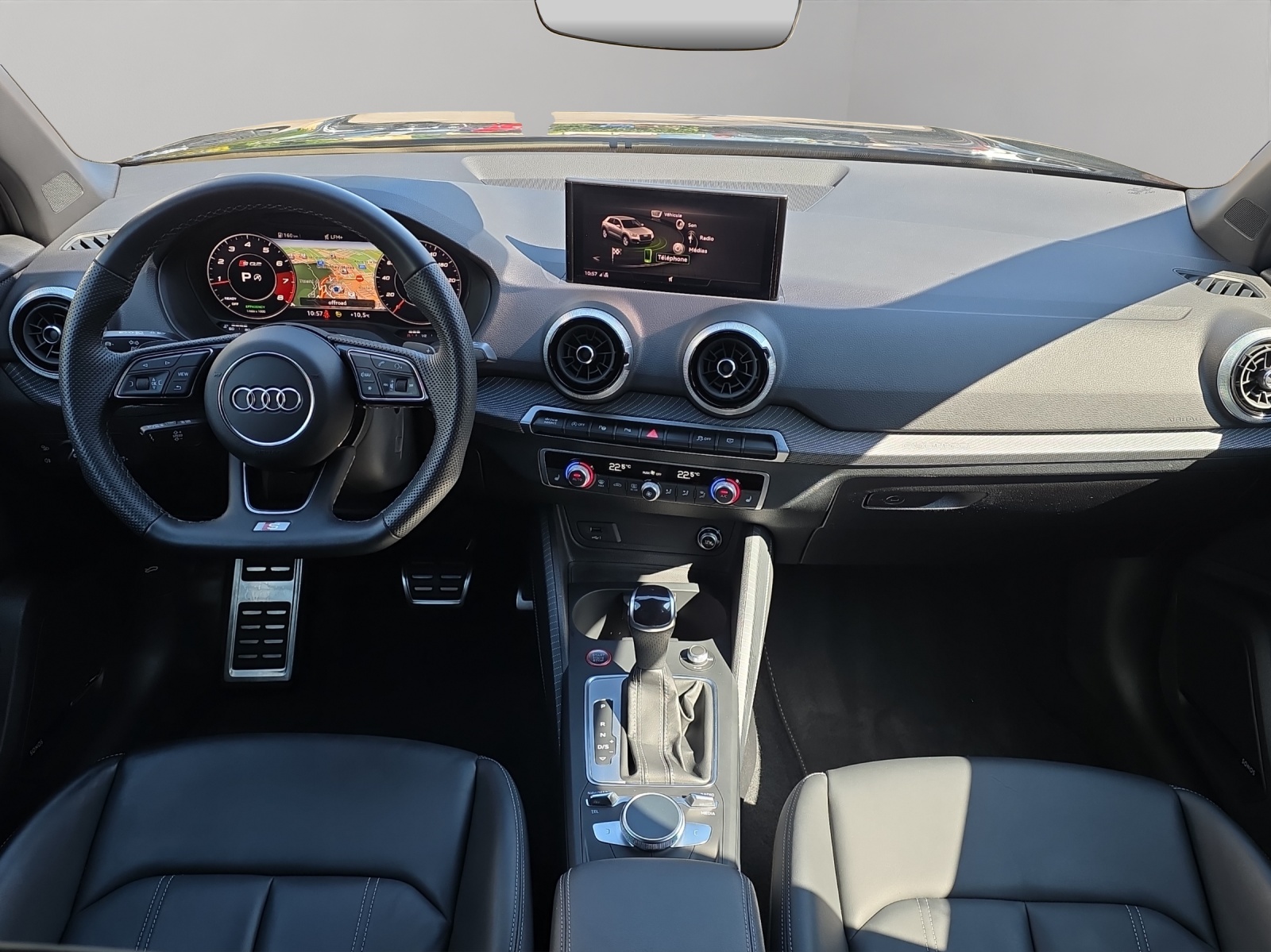 AUDI SQ2 TFSI quattro S-tronic-image-9