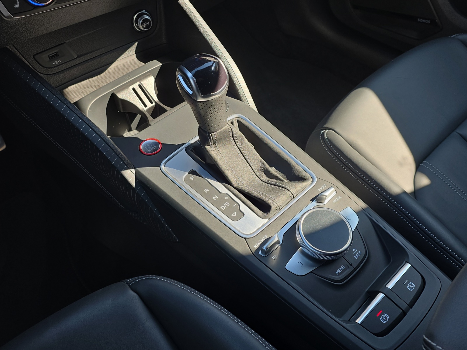 AUDI SQ2 TFSI quattro S-tronic-image-12
