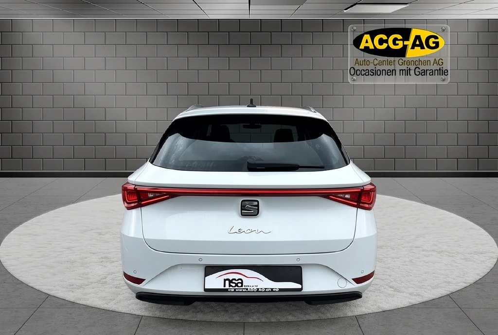 SEAT Leon ST 2.0 TDI EVO DSG Style ** Neues Modell ** Full Digital Cockpit ** Gr-Navi ** ACC Systeme ** Ab MFK & Service **-image-4