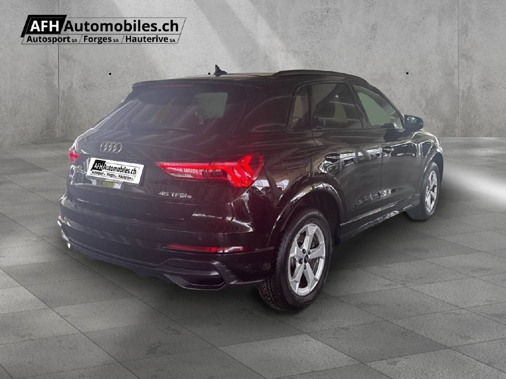 AUDI Q3 1.4 45 TFSI e S line S-Tronic-image-12