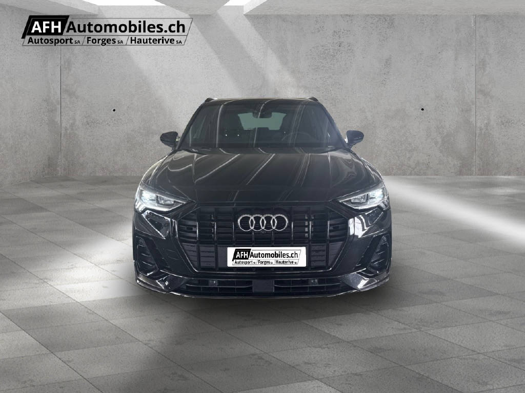 AUDI Q3 1.4 45 TFSI e S line S-Tronic-image-15